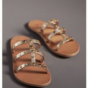 Beek I’iwi Sandals in Gold